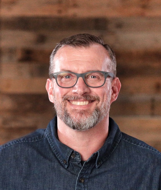 Justin Ahrens headshot