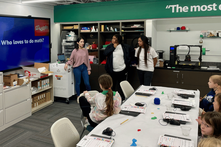 Makergirl IWU ChangeMaker students give a presentation to Corpus Christi students during a STEM workshop