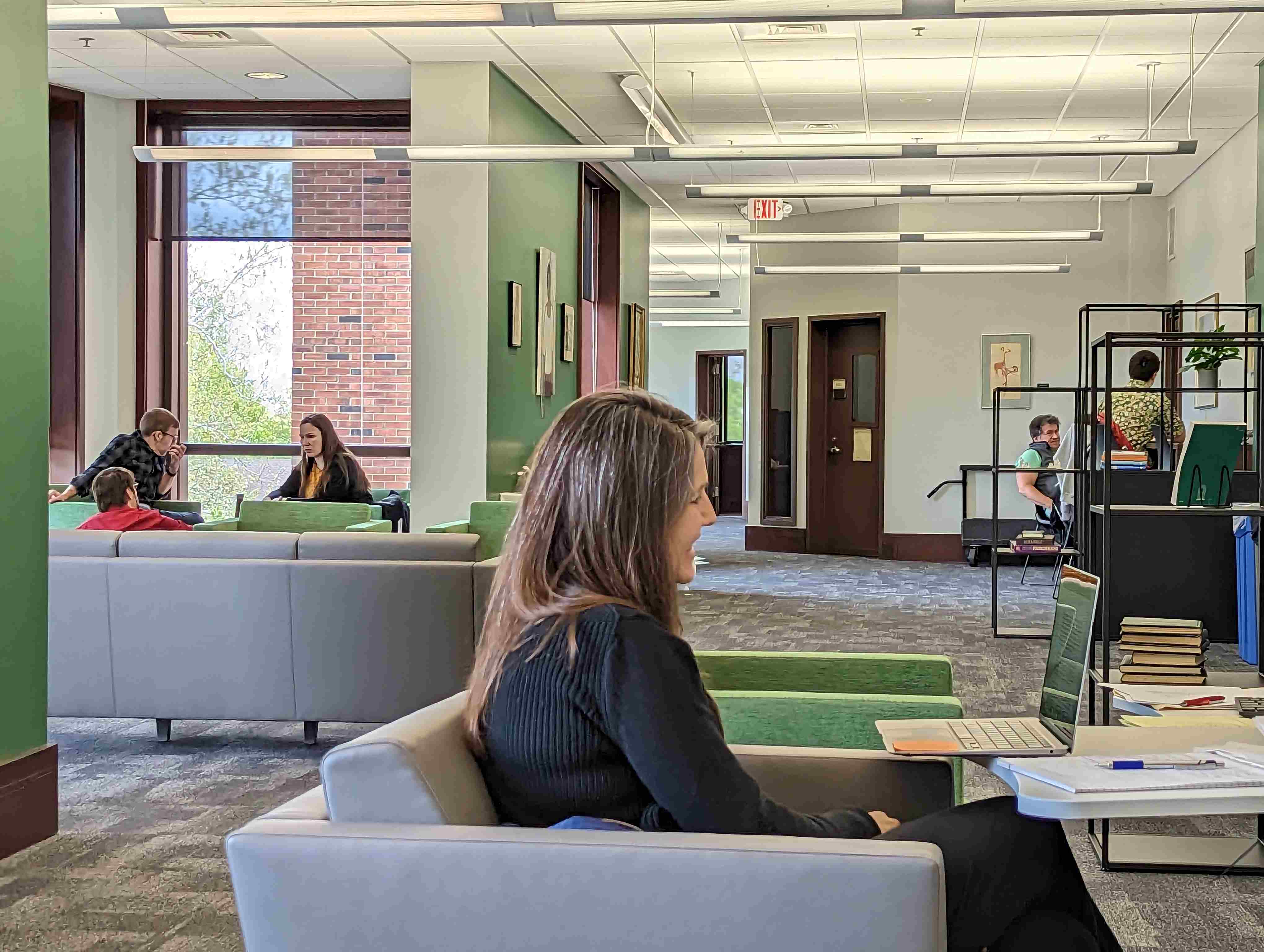 showcases some of the Thorpe Center's workable areas with chairs, desks, and computers